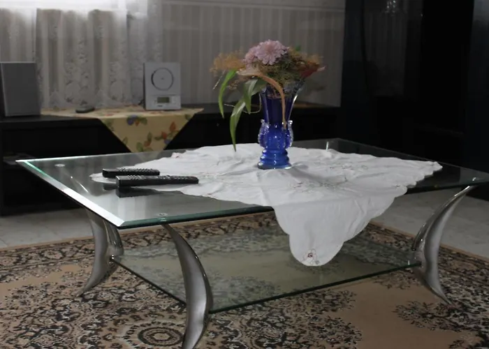 Apartment Cedar House